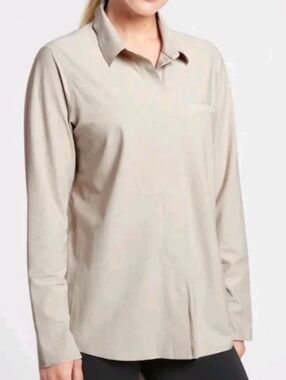 Athleta Urbanite Long Sleeved Button Down Shirt Top Blouse Stretch M Medium Gray